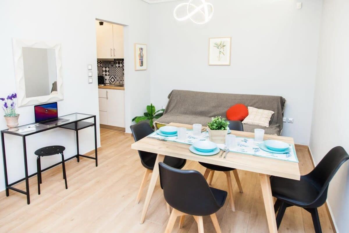 Contemporary And Chic Apartment In Central Athens Atenas Exterior foto