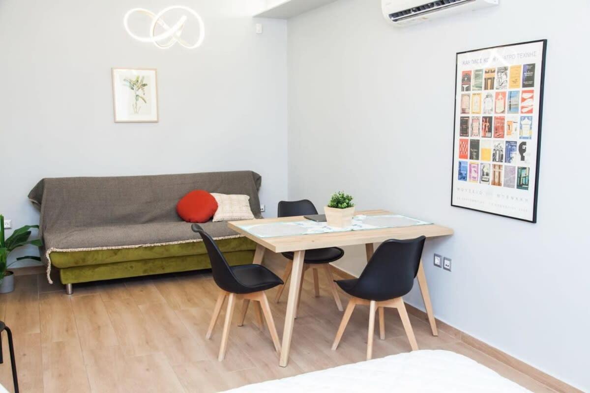 Contemporary And Chic Apartment In Central Athens Atenas Exterior foto