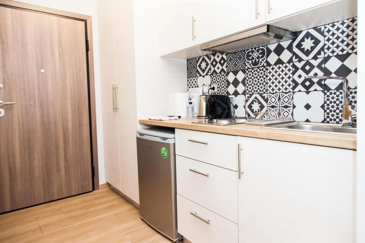 Contemporary And Chic Apartment In Central Athens Atenas Exterior foto
